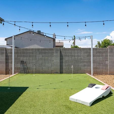 Mini Golf Fire Pit Pool Game Room Chandler Exterior photo