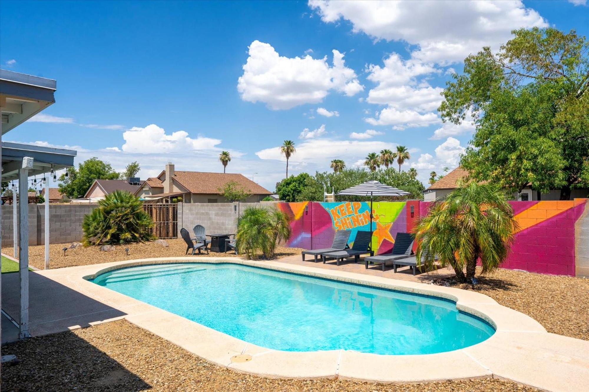 Mini Golf Fire Pit Pool Game Room Chandler Exterior photo